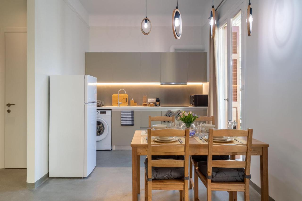 Christiana'S Lovely Apartment In Psyri, 아테네 외부 사진