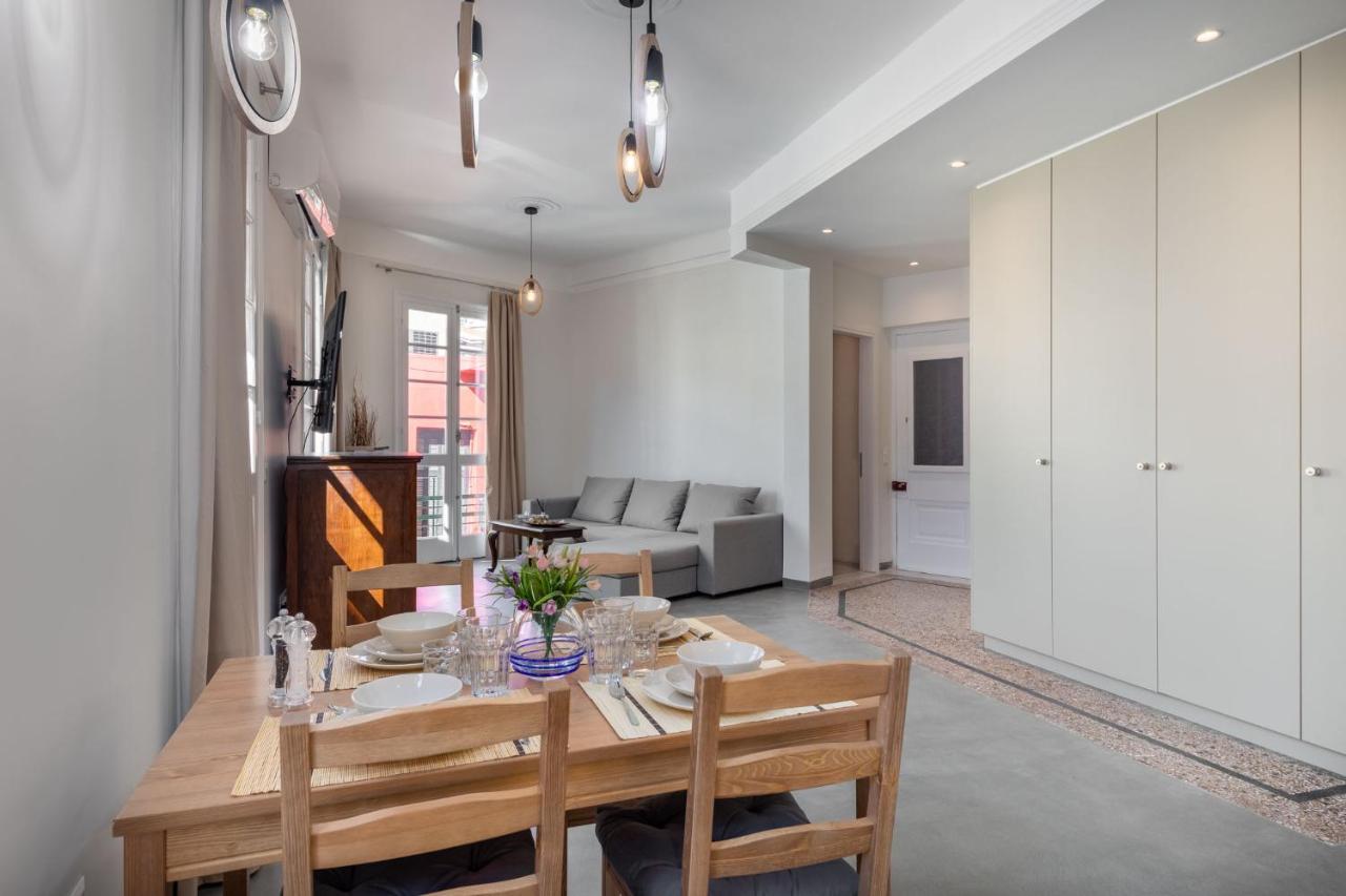 Christiana'S Lovely Apartment In Psyri, 아테네 외부 사진